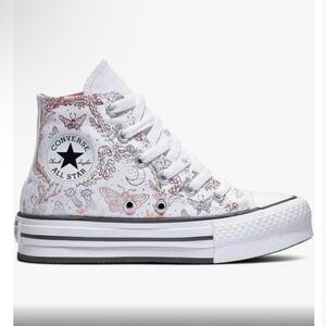 NWT Converse High Top Platform Big Kid’s Size 5.5